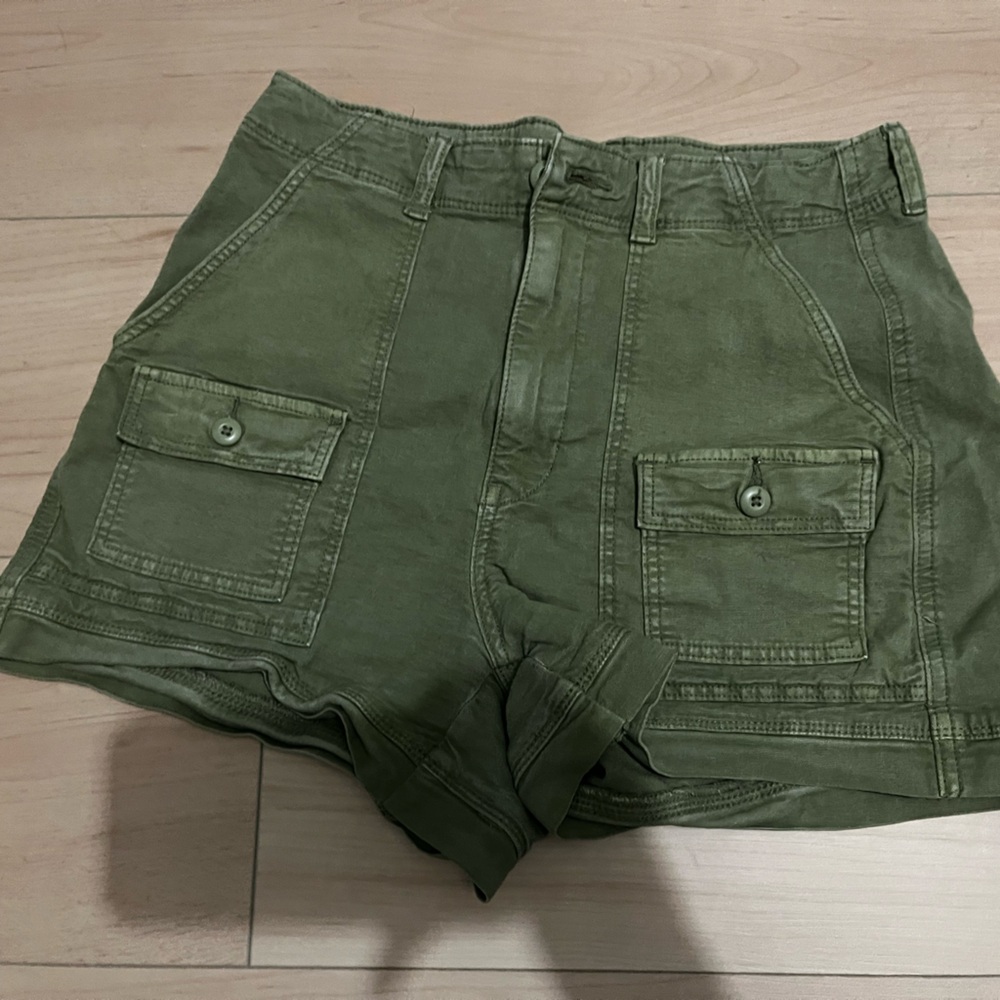 American Eagle Outfitters Green Women's Shorts